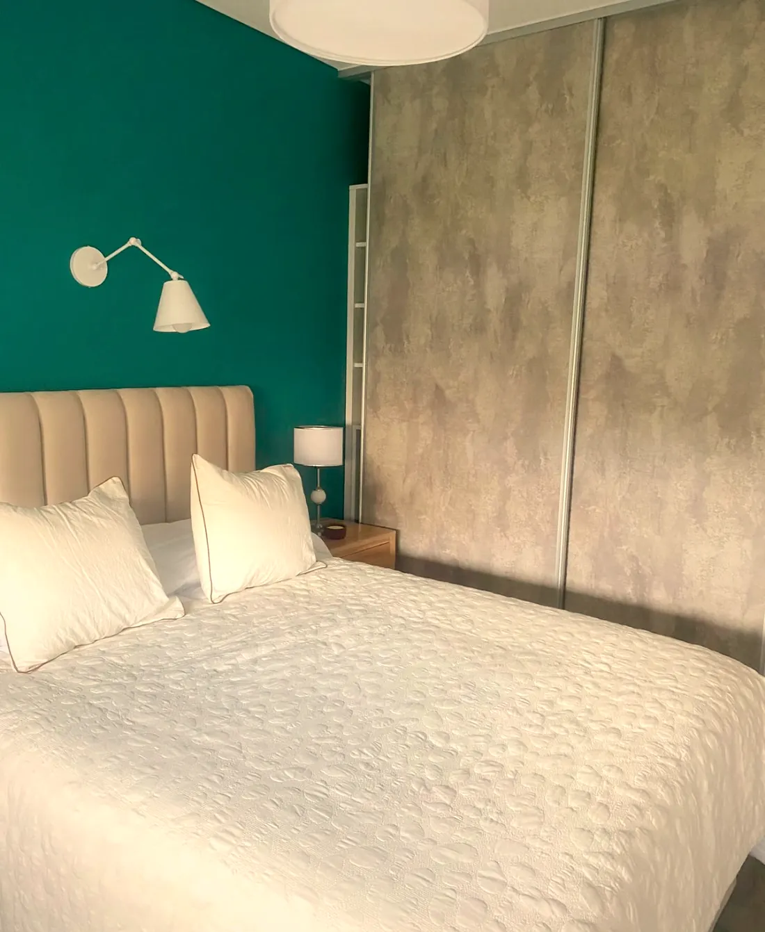 Dormitorio principal terminado con salida al parque